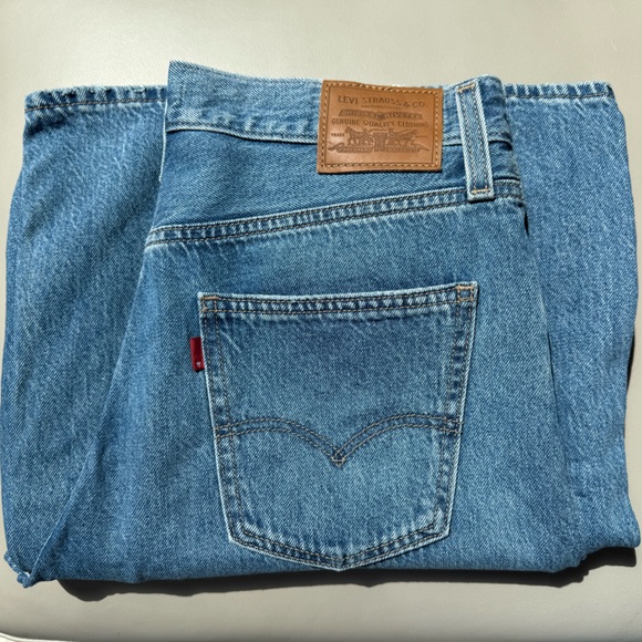 Levi’s XL Flood Women’s Jeans - like new - Picture 1 of 5